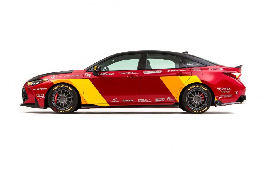  Toyota Avalon TRD Pro Concept 2019 года  (фото 7 из 21)